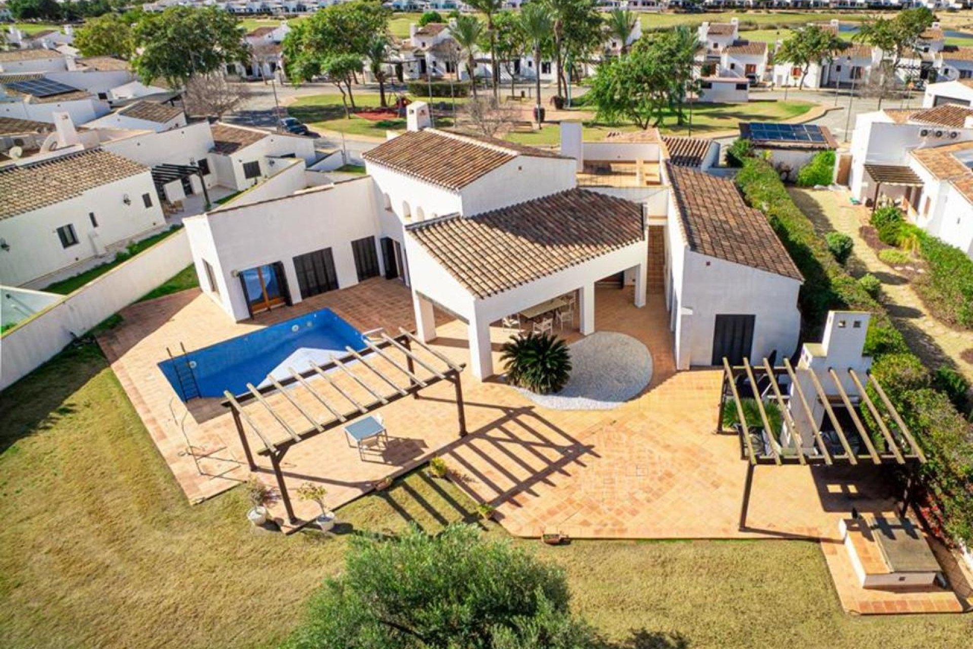 Herverkoop - Villa -
El Valle Golf Resort