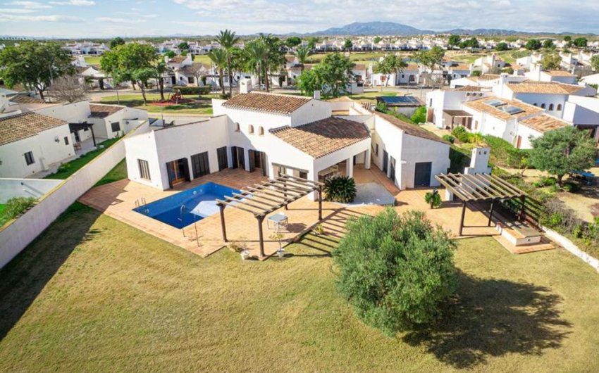 Herverkoop - Villa -
El Valle Golf Resort