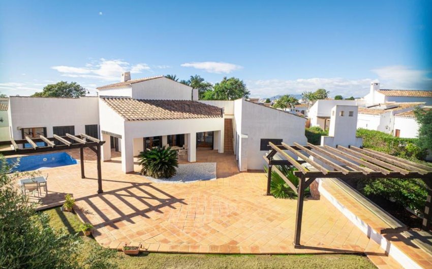 Herverkoop - Villa -
El Valle Golf Resort