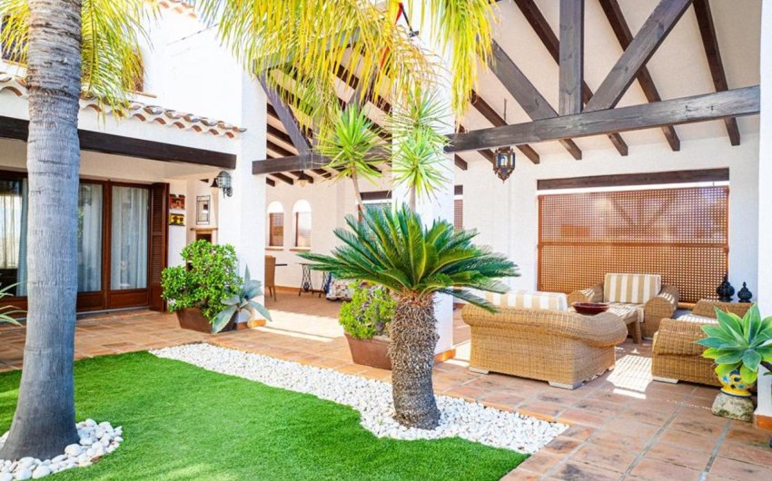 Herverkoop - Villa -
El Valle Golf Resort