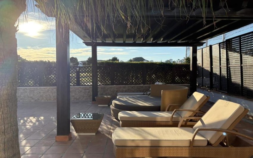 Herverkoop - Villa -
El Valle Golf Resort