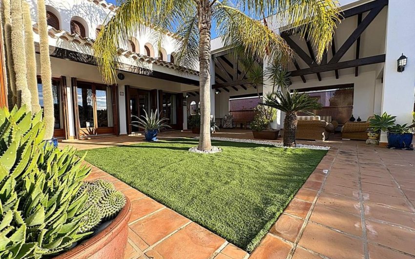 Herverkoop - Villa -
El Valle Golf Resort