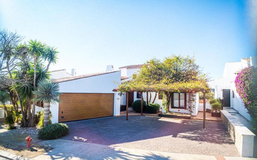 Herverkoop - Villa -
El Valle Golf Resort