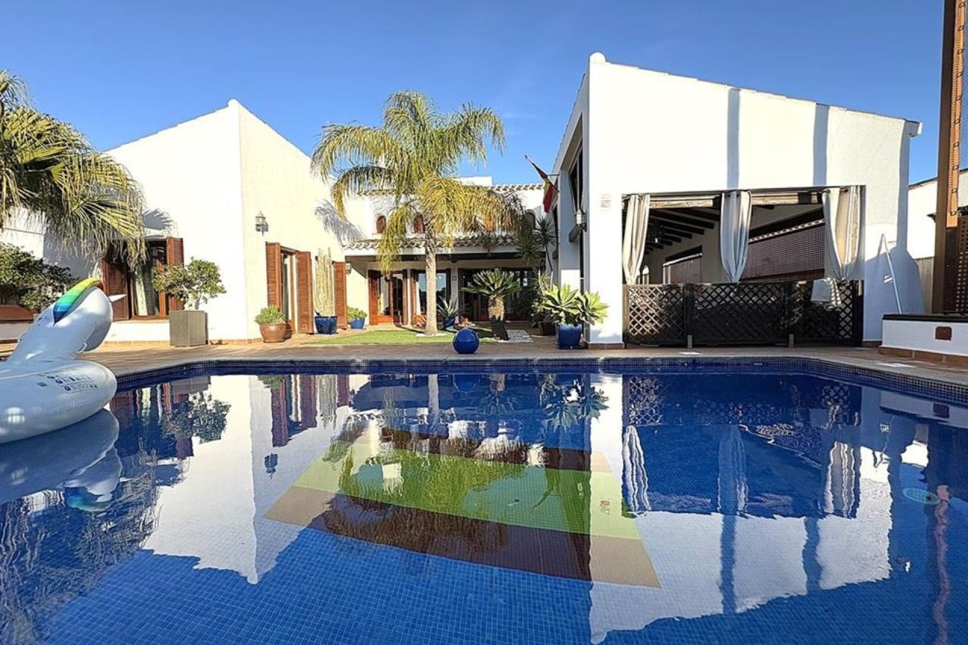 Herverkoop - Villa -
El Valle Golf Resort