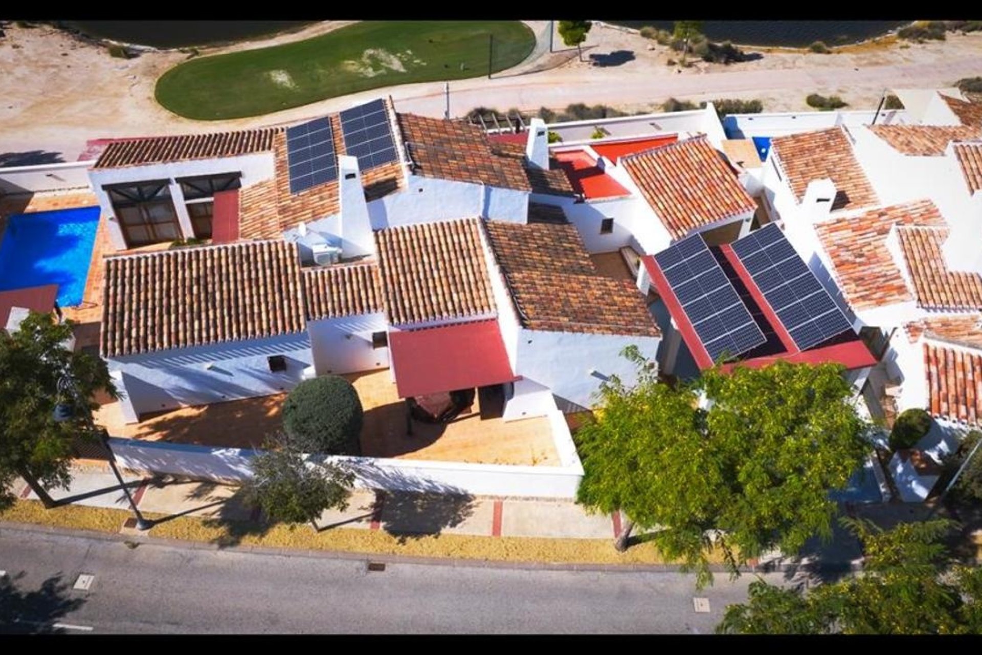 Herverkoop - Villa -
El Valle Golf Resort
