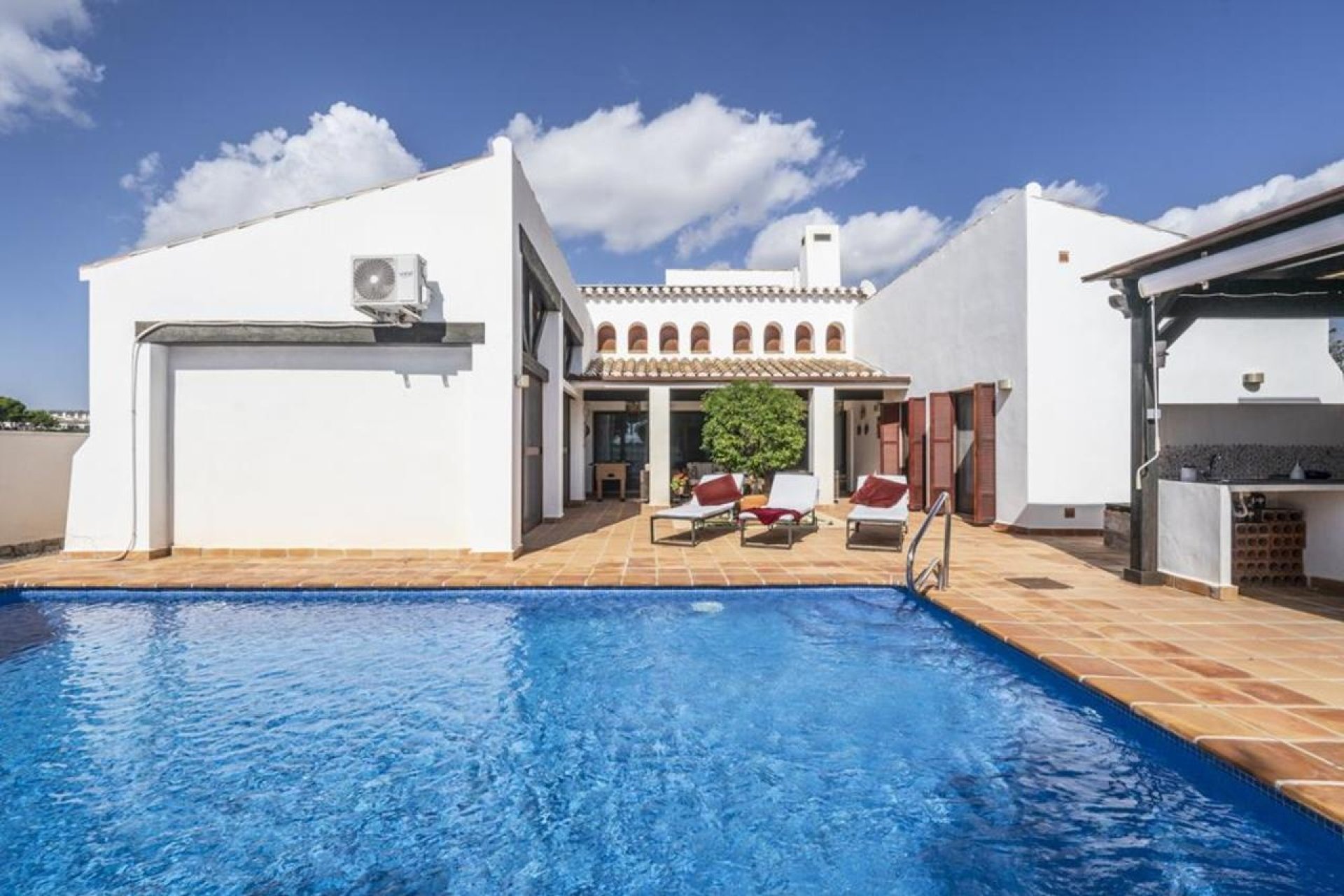 Herverkoop - Villa -
El Valle Golf Resort