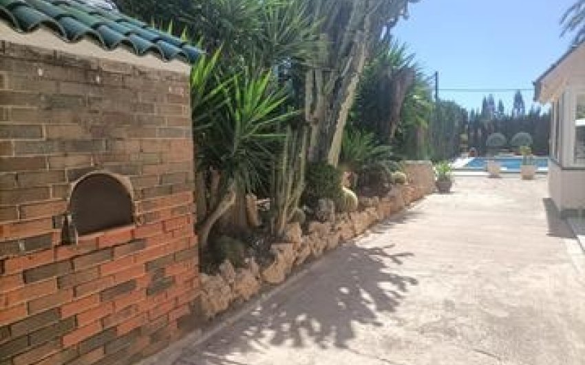 Herverkoop - Villa -
Elche - Costa Blanca