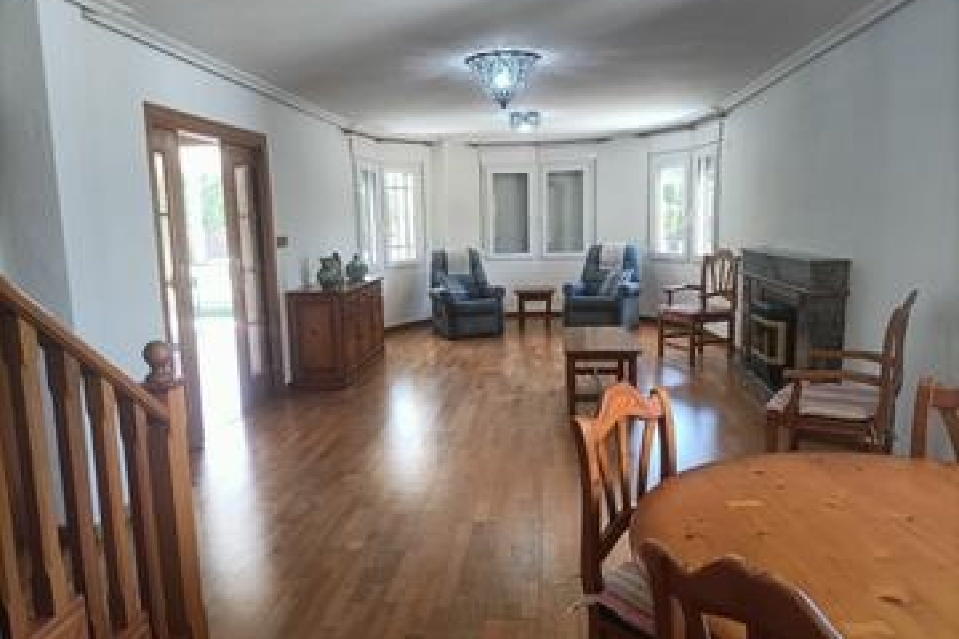 Herverkoop - Villa -
Elche - Costa Blanca