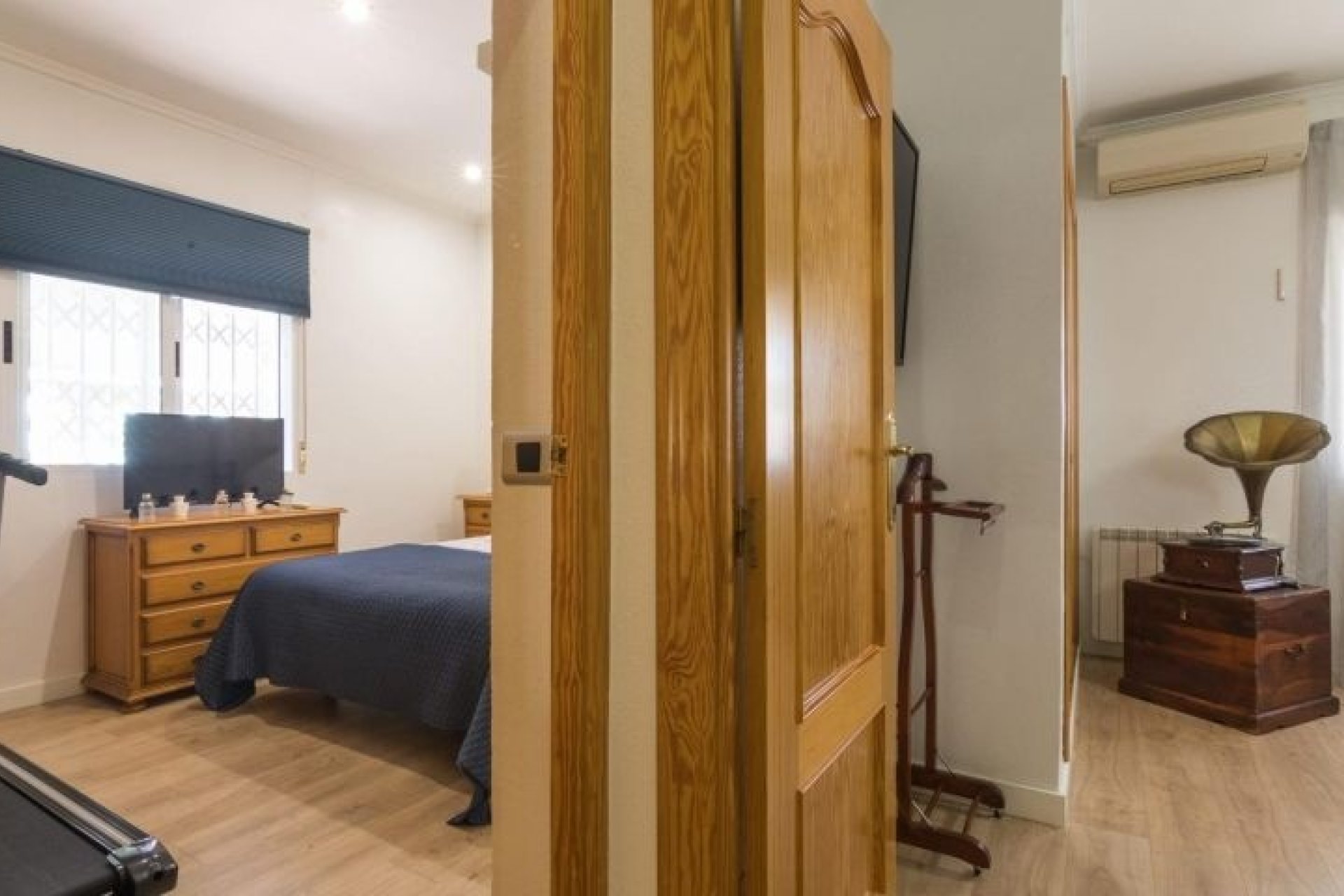 Herverkoop - Villa -
Elche - Costa Blanca