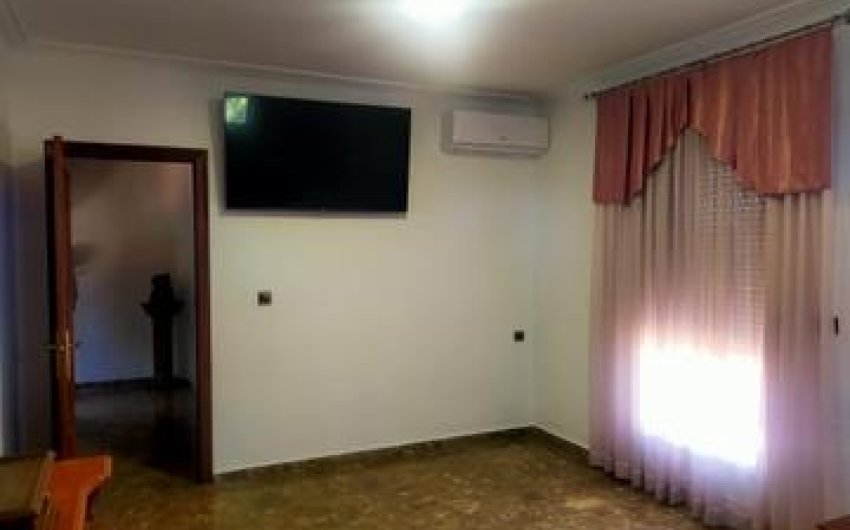 Herverkoop - Villa -
Elche - Costa Blanca