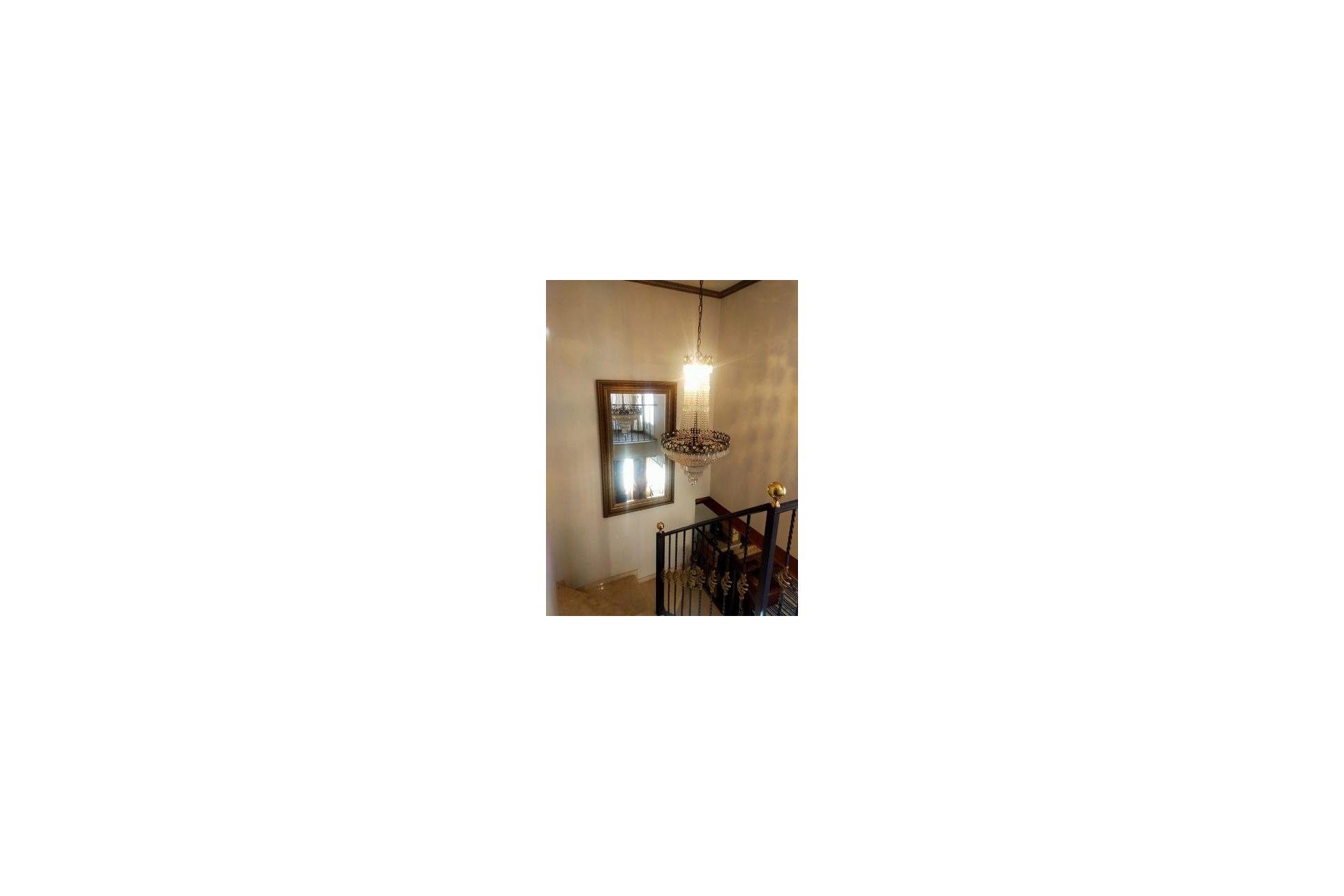 Herverkoop - Villa -
Elche - Costa Blanca