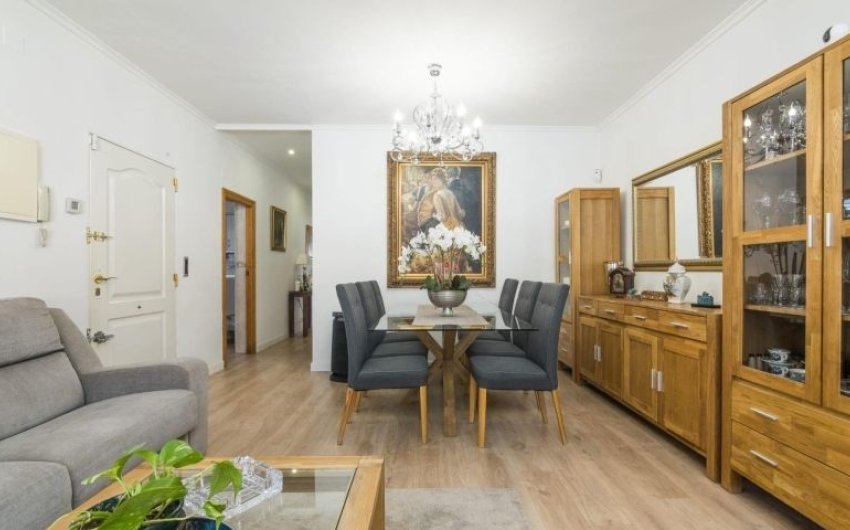 Herverkoop - Villa -
Elche - Costa Blanca