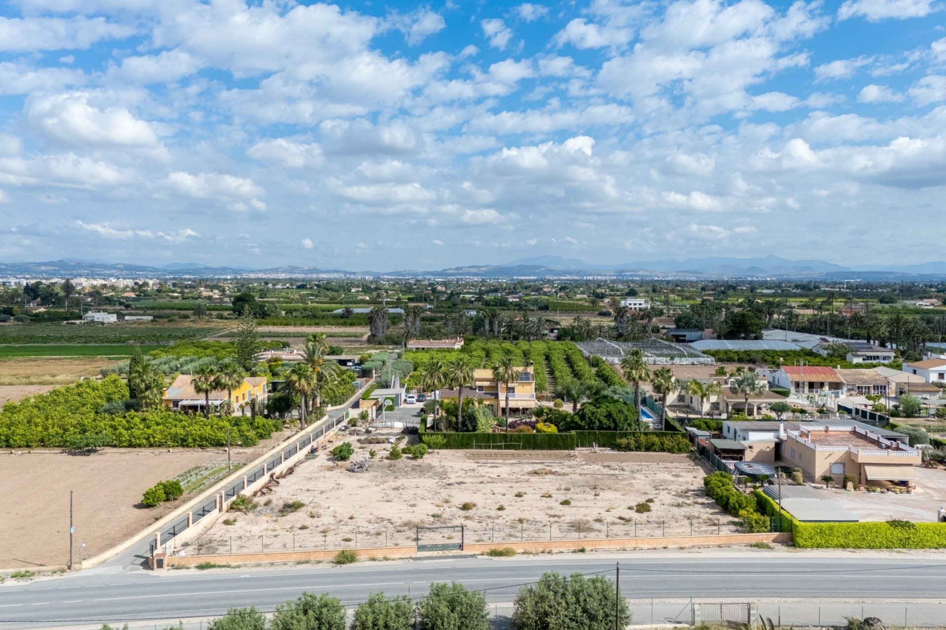 Herverkoop - Villa -
Elche - Costa Blanca