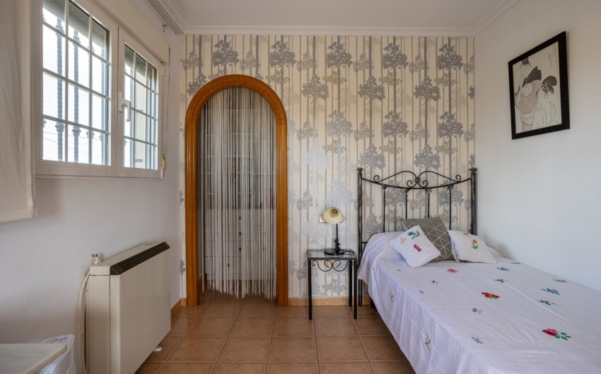 Herverkoop - Villa -
Elche - Costa Blanca