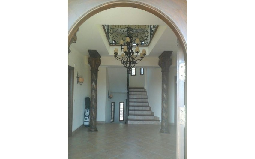 Herverkoop - Villa -
Elche - Costa Blanca