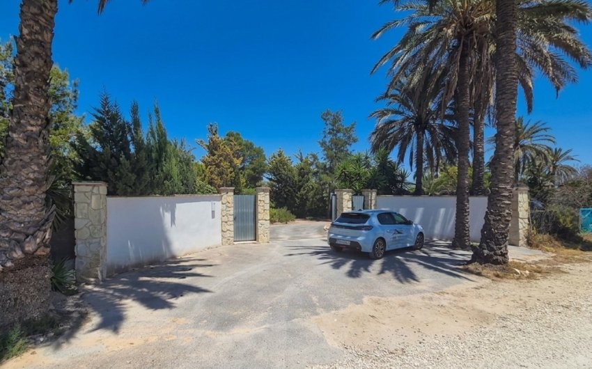 Herverkoop - Villa -
Elche - Costa Blanca