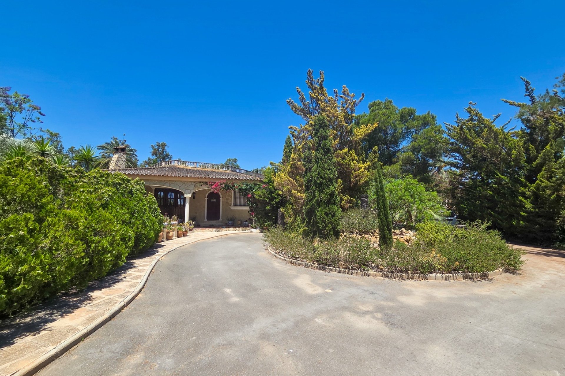 Herverkoop - Villa -
Elche - Costa Blanca