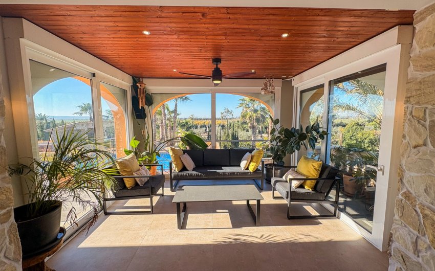 Herverkoop - Villa -
Elche - Las Bayas