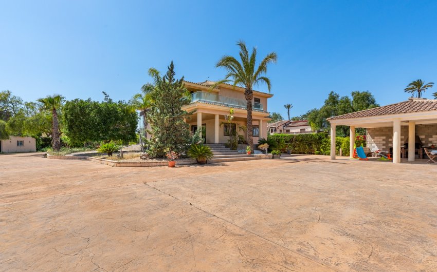 Herverkoop - Villa -
Elche