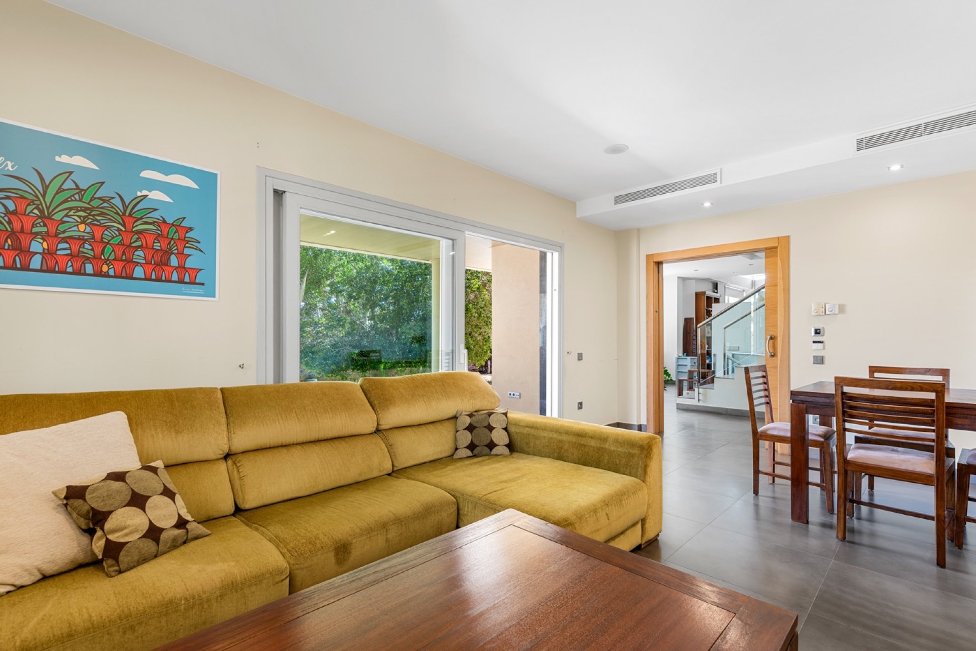 Herverkoop - Villa -
Elche