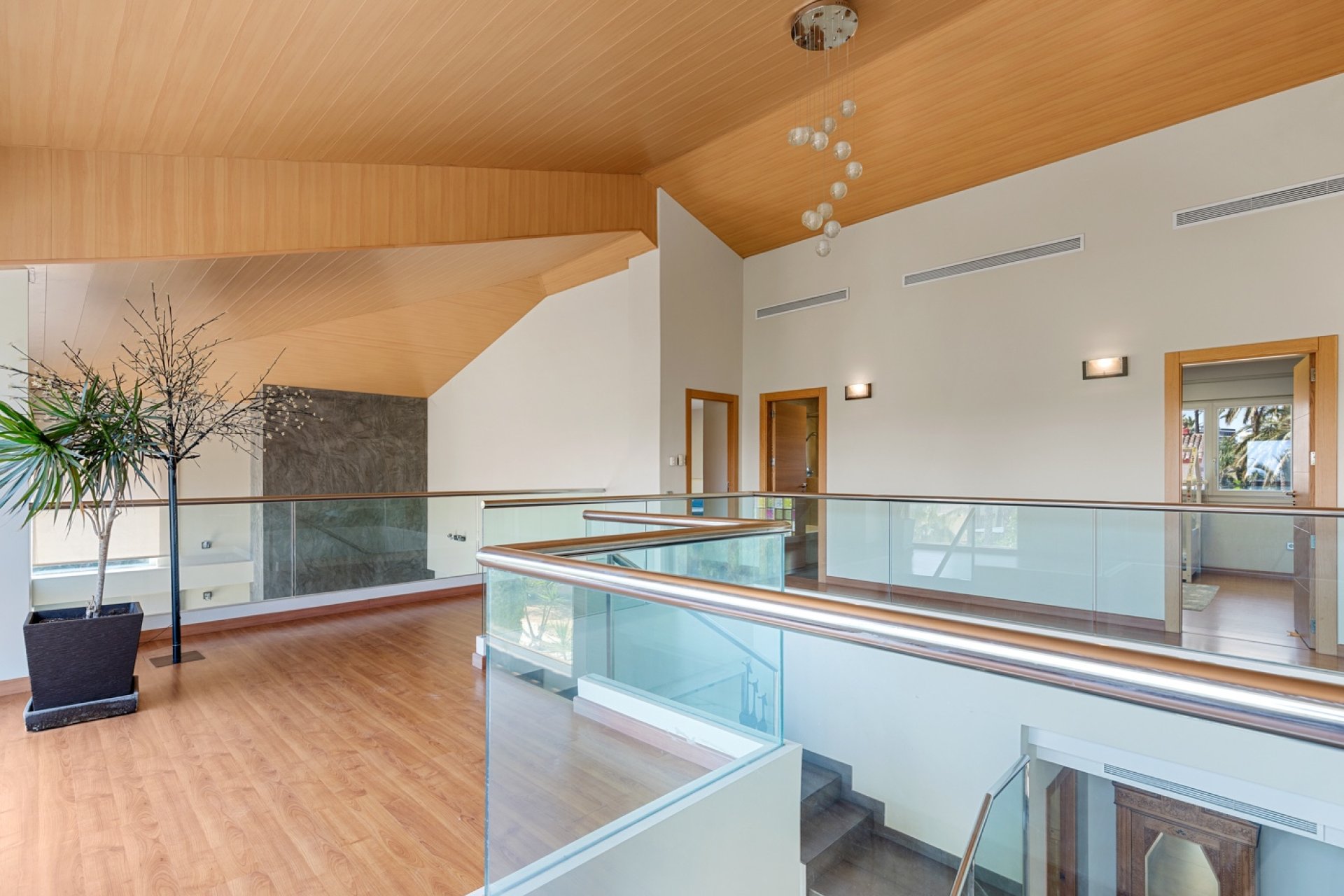 Herverkoop - Villa -
Elche