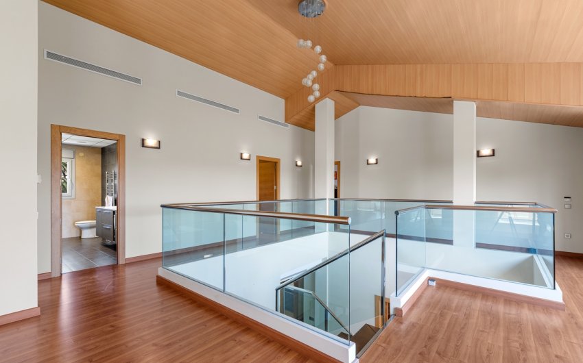 Herverkoop - Villa -
Elche