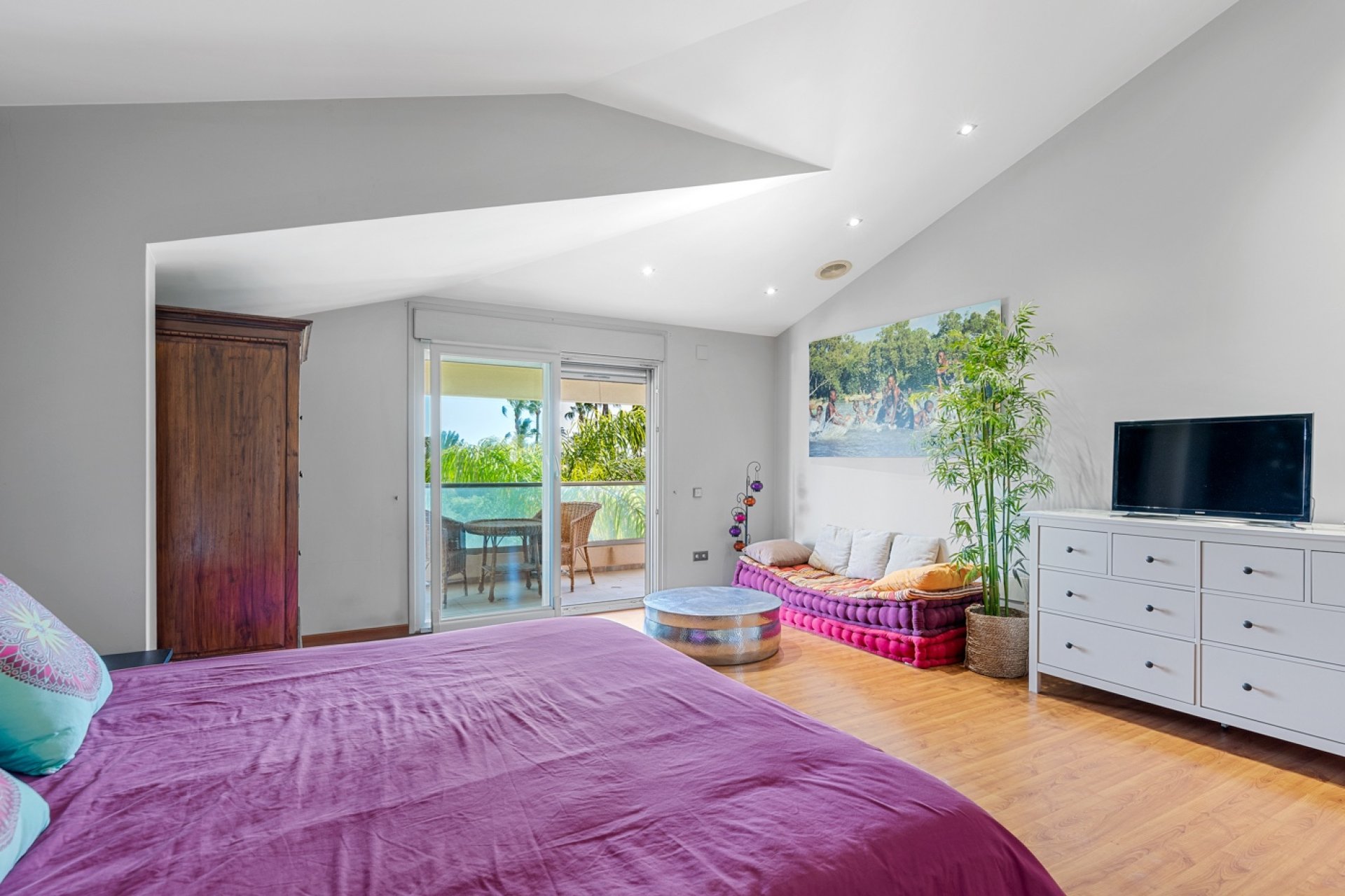 Herverkoop - Villa -
Elche