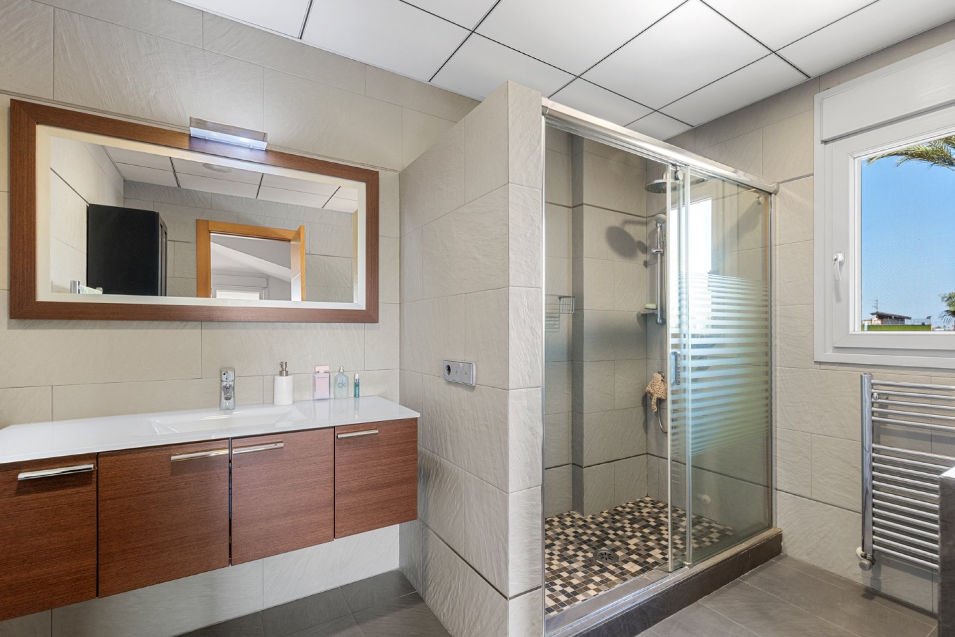 Herverkoop - Villa -
Elche