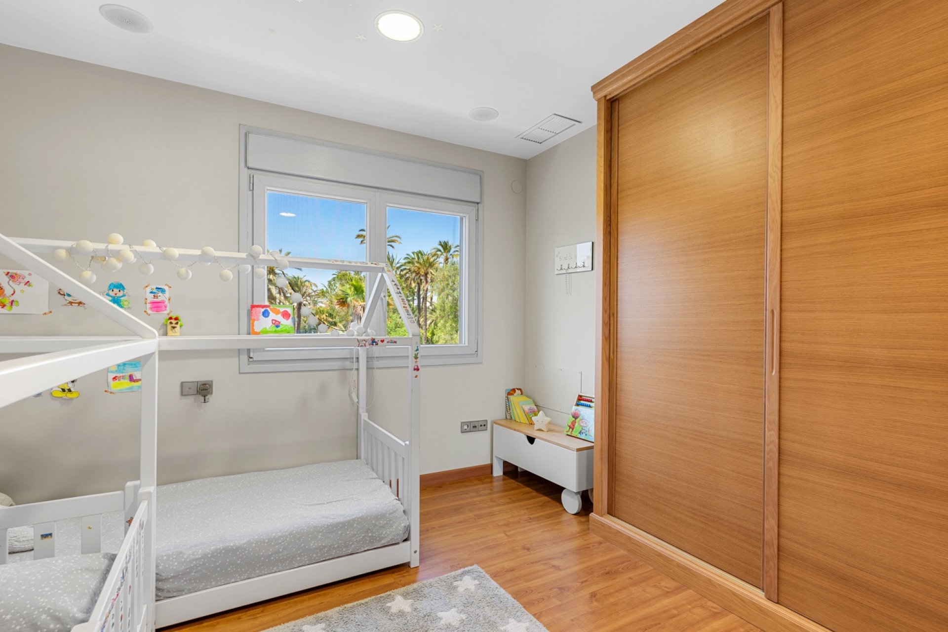 Herverkoop - Villa -
Elche