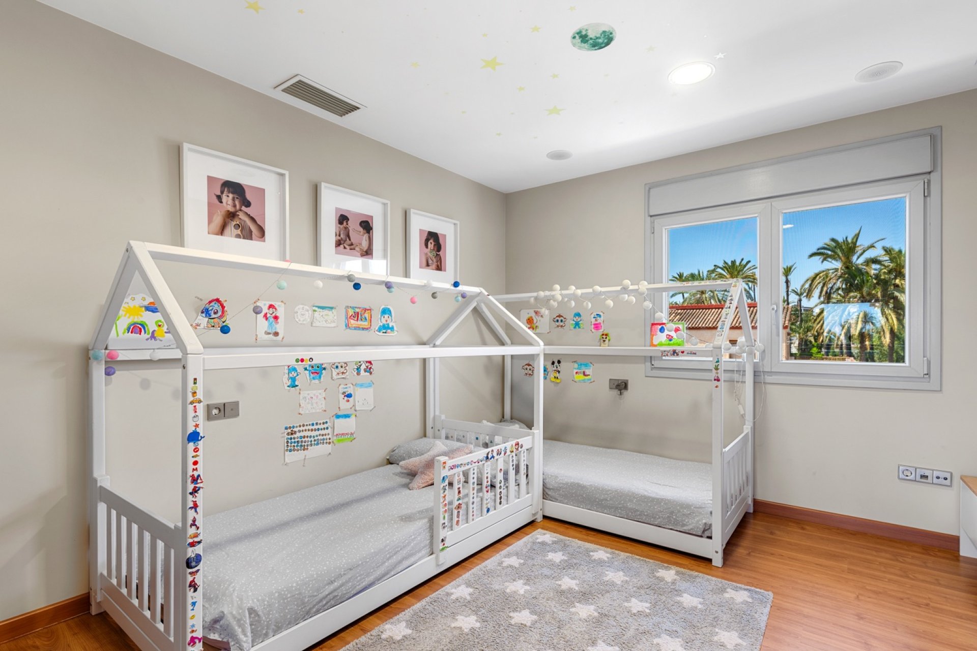 Herverkoop - Villa -
Elche