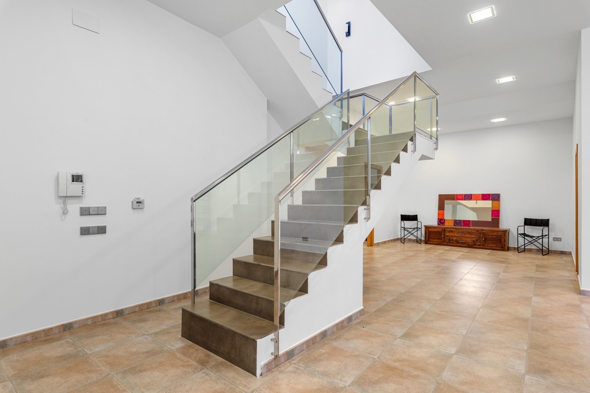 Herverkoop - Villa -
Elche