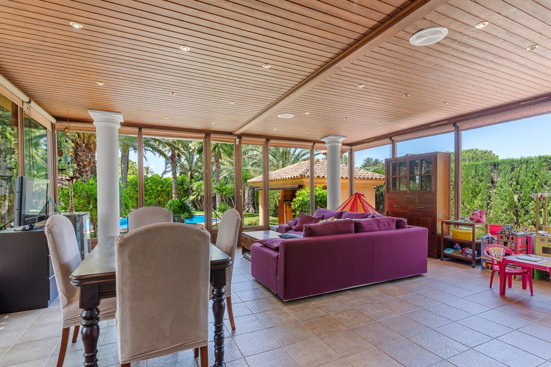 Herverkoop - Villa -
Elche