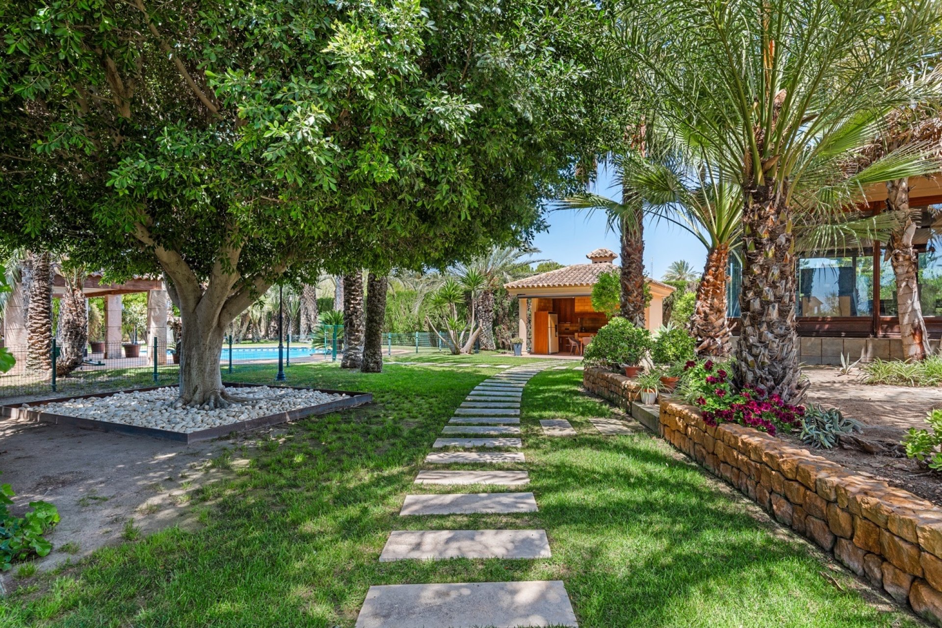 Herverkoop - Villa -
Elche