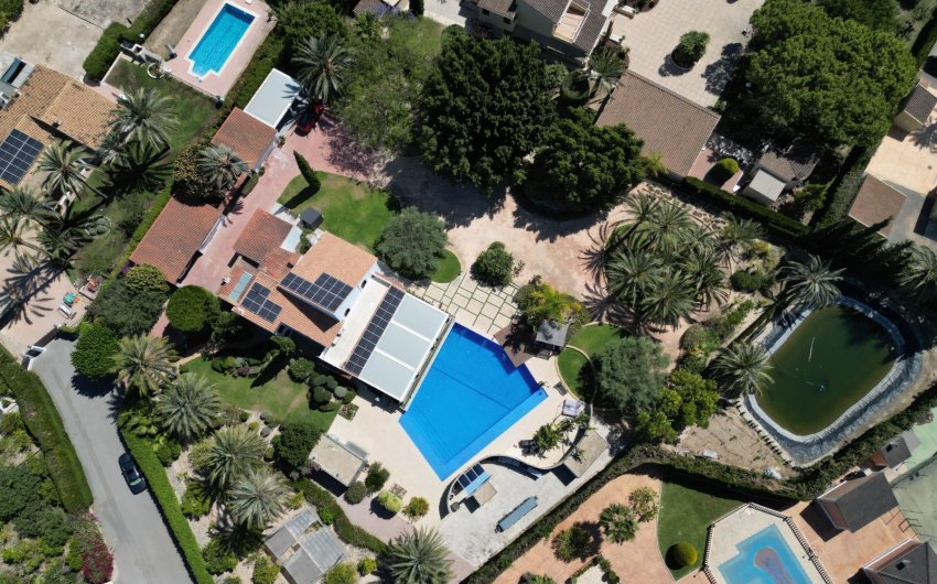 Herverkoop - Villa -
Elche