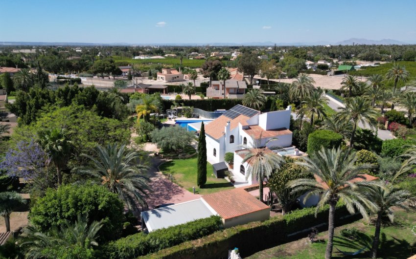 Herverkoop - Villa -
Elche