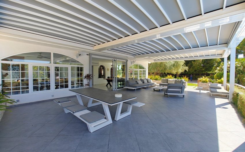 Herverkoop - Villa -
Elche