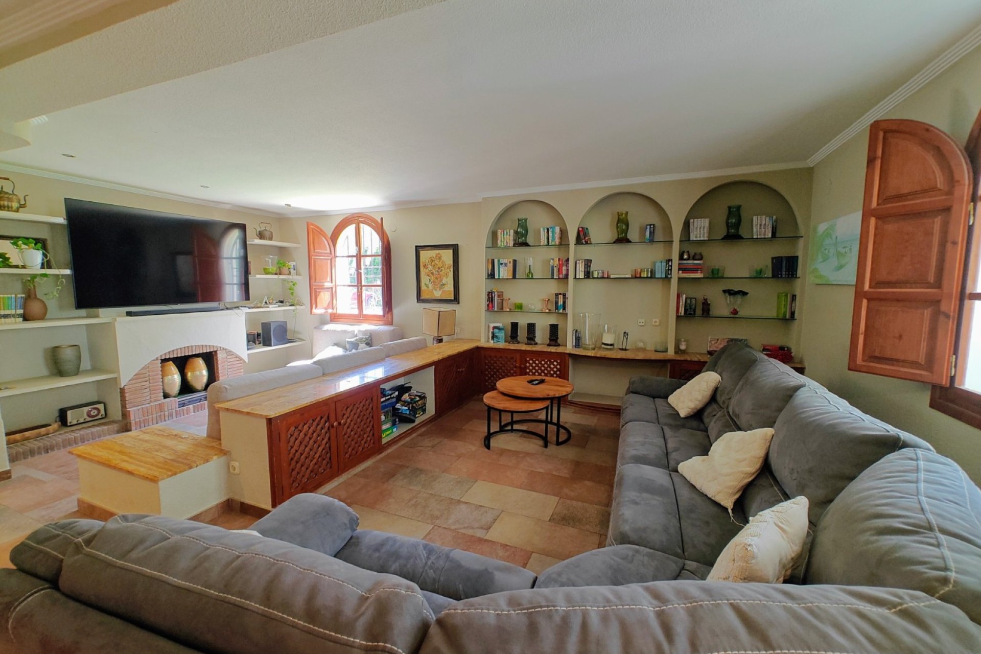 Herverkoop - Villa -
Elche