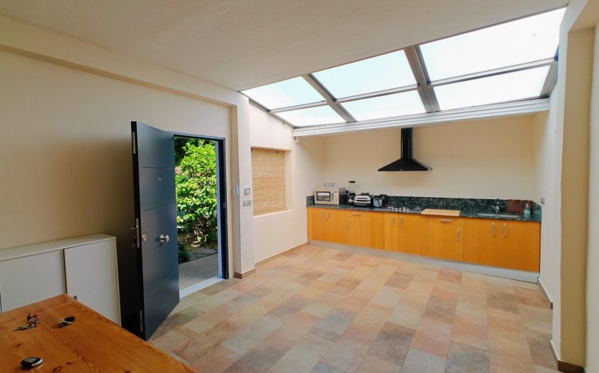 Herverkoop - Villa -
Elche