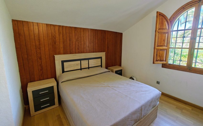 Herverkoop - Villa -
Elche