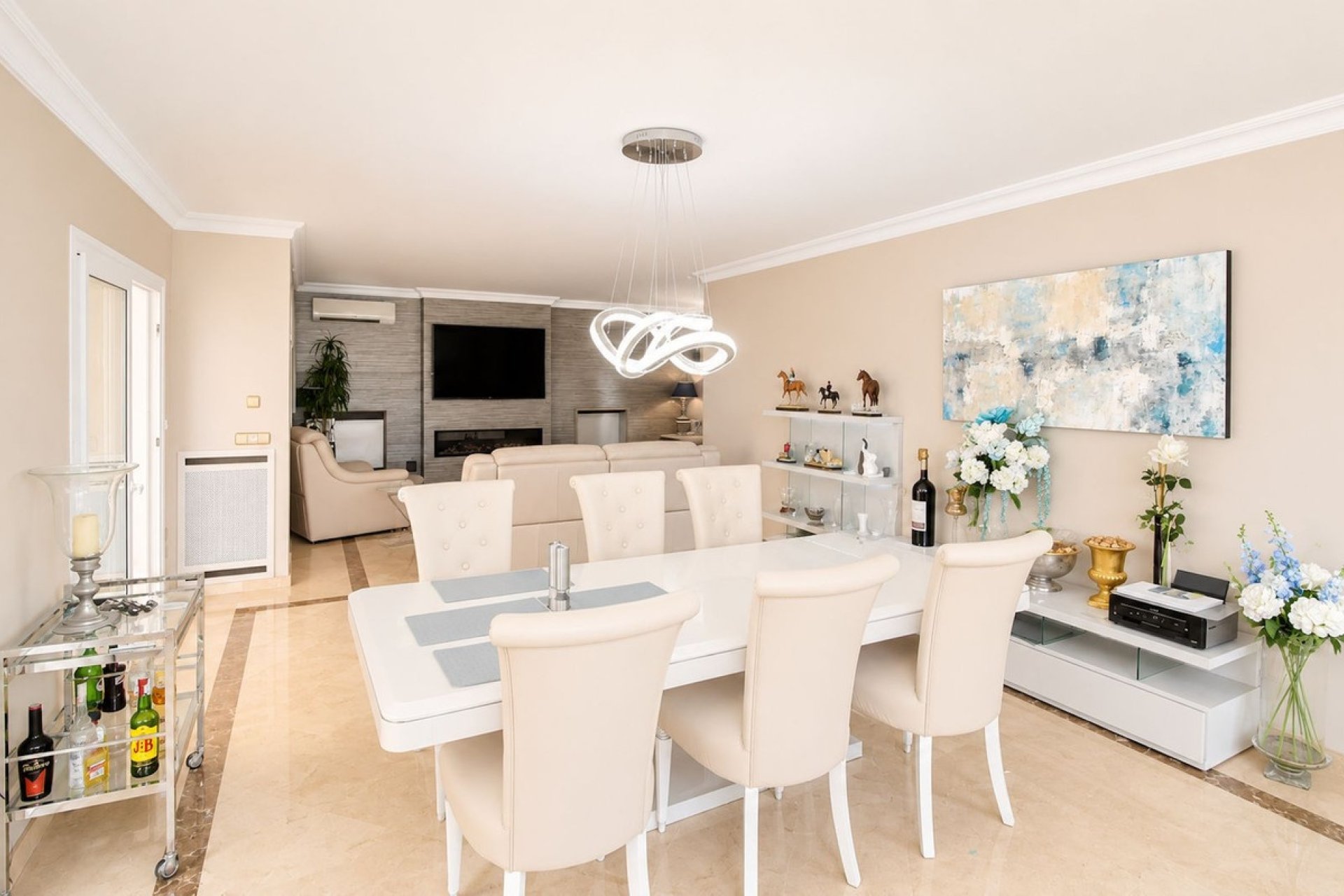 Herverkoop - Villa -
Elviria - Costa del Sol