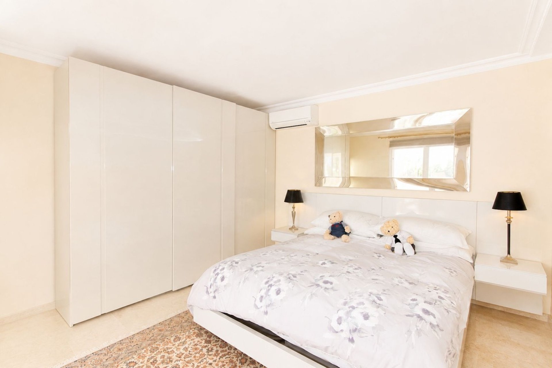 Herverkoop - Villa -
Elviria - Costa del Sol