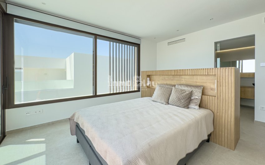 Herverkoop - Villa -
Finestrat - Cala de Finestrat