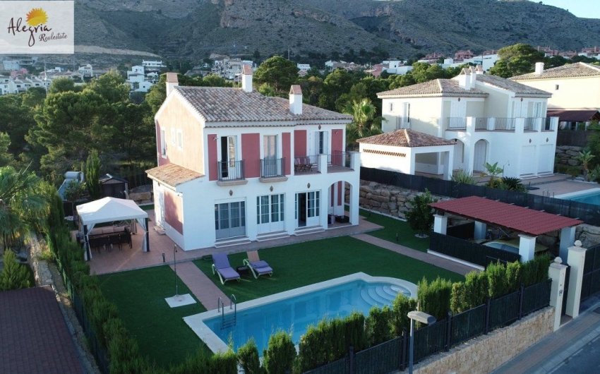 Herverkoop - Villa -
Finestrat - Sierra Cortina