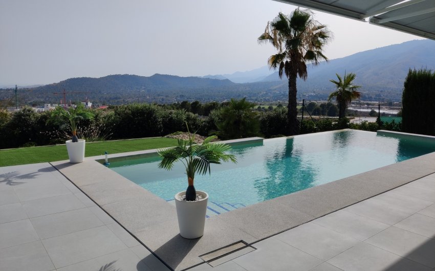 Herverkoop - Villa -
Finestrat