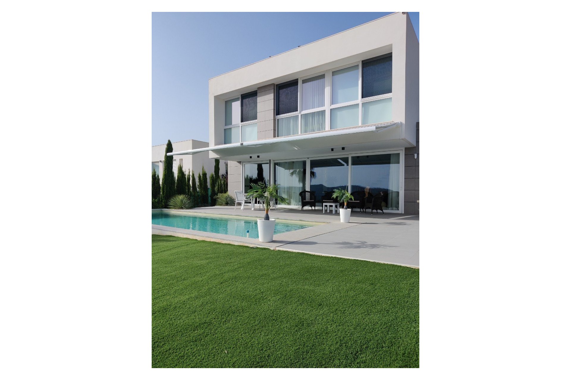 Herverkoop - Villa -
Finestrat