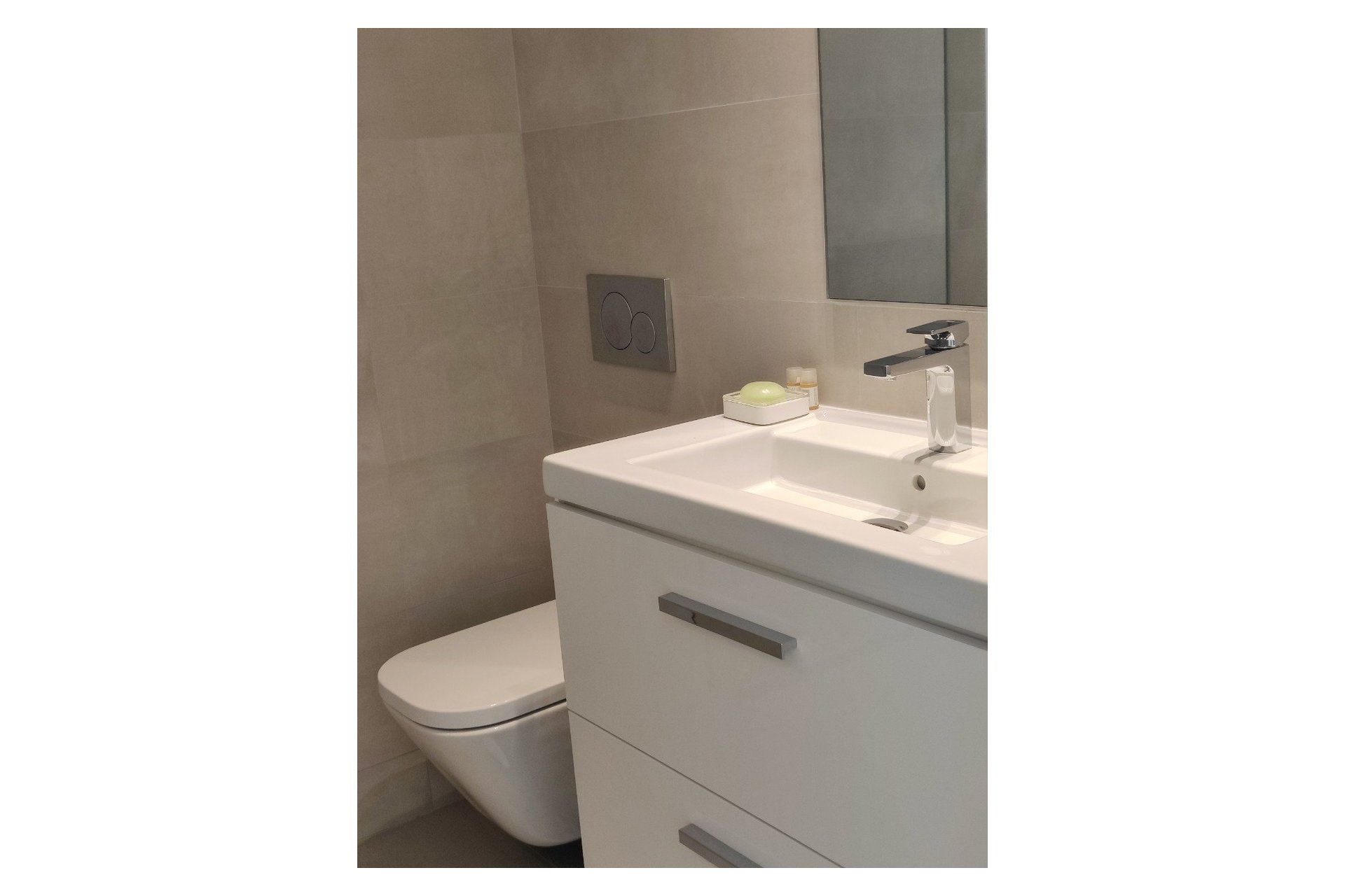 Herverkoop - Villa -
Finestrat