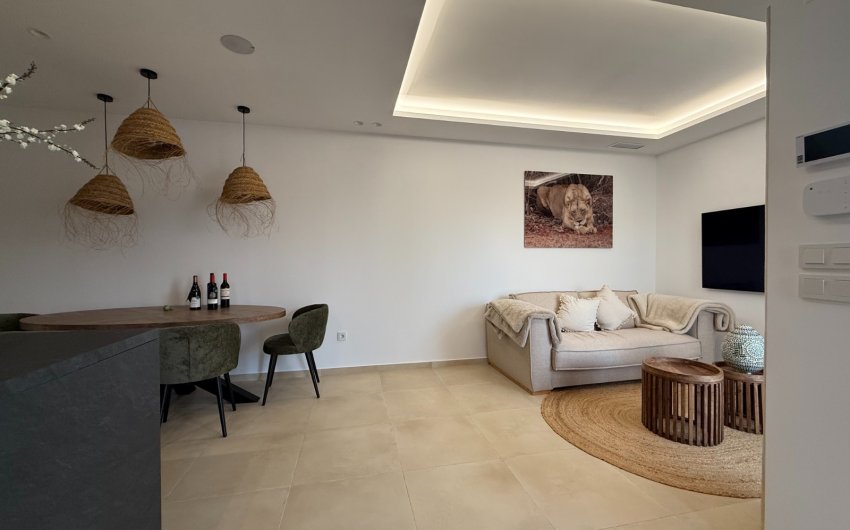 Herverkoop - Villa -
Finestrat