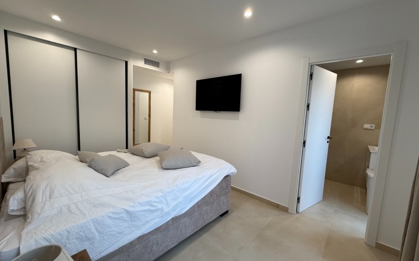 Herverkoop - Villa -
Finestrat