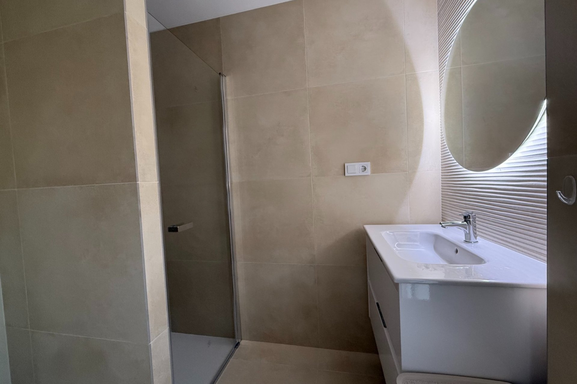 Herverkoop - Villa -
Finestrat