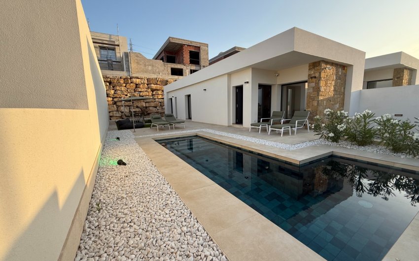 Herverkoop - Villa -
Finestrat